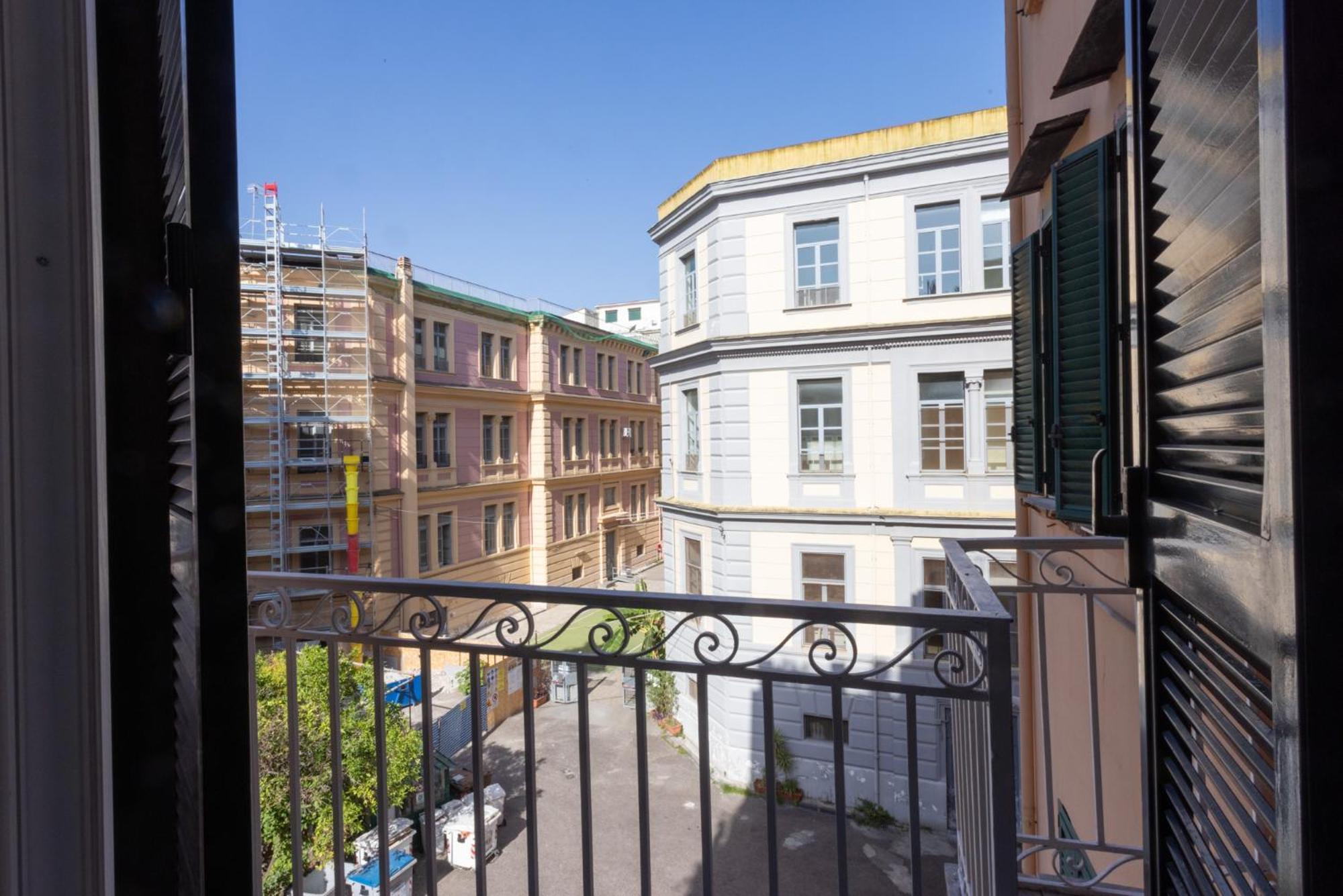 Hotel Don Vittorio A Chiaia Neapel Exterior foto