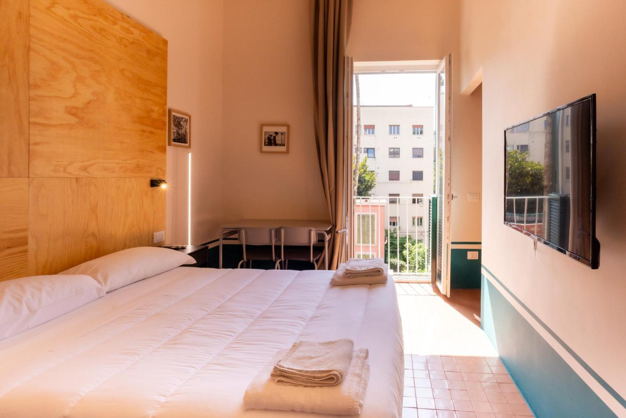 Hotel Don Vittorio A Chiaia Neapel Exterior foto